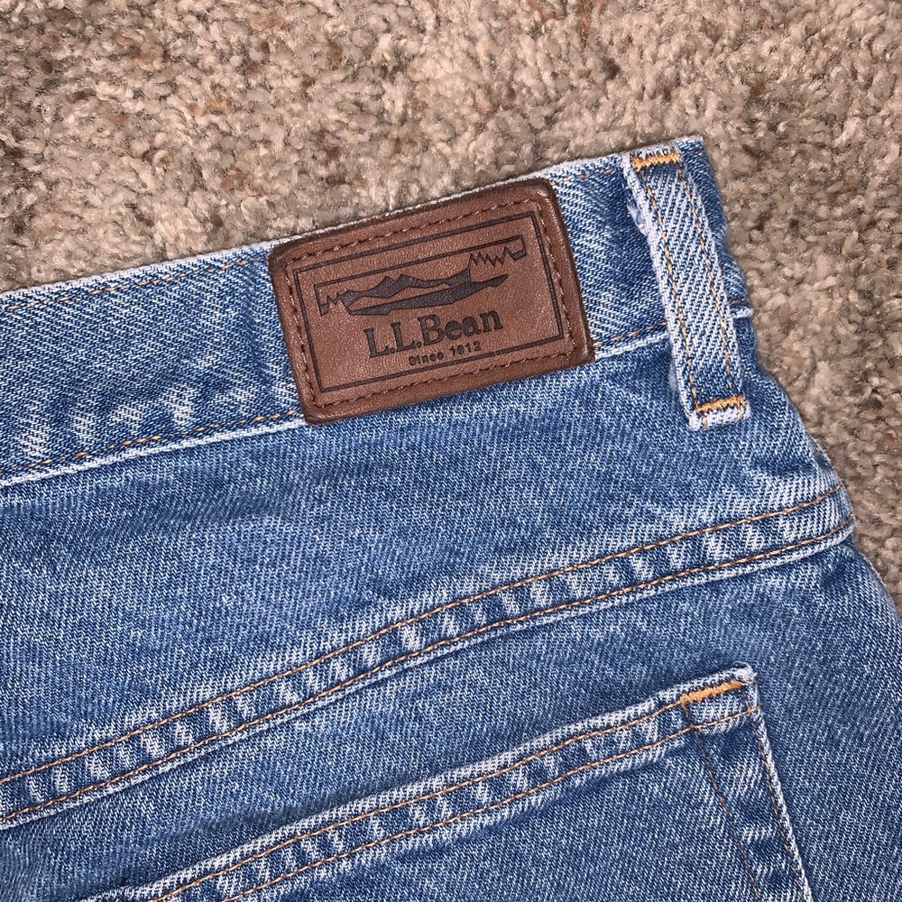 SOLD L.L. Bean | Vintage Frayed Shorts - Picture 4 of 7